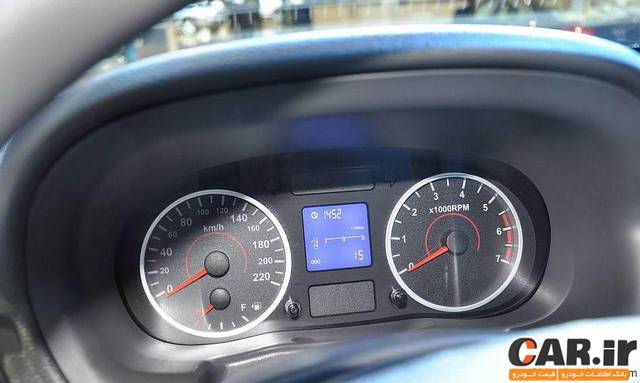  بررسی ام وی ام 550 