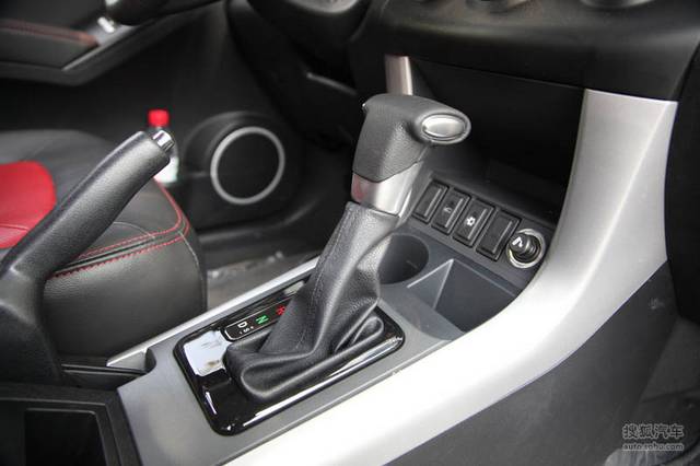  معرفی لیفان X60 با گیربکس CVT 