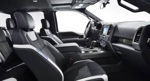  تست بیابان گردی با فورد F-150 رپتور 2017 