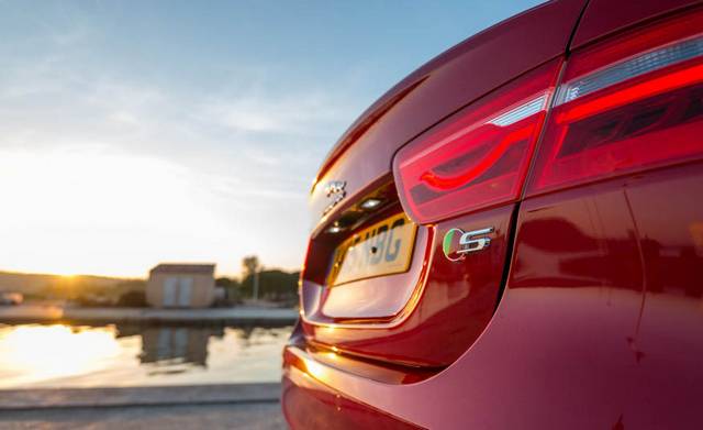  تست و بررسی جگوار XE S 