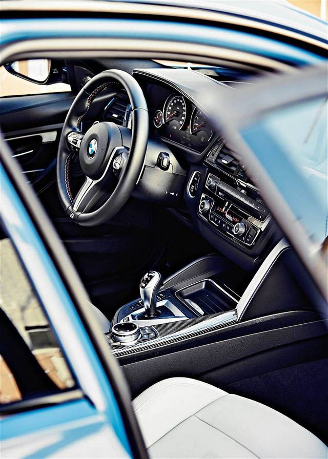  رقابت و مقایسه بی ام و M3 و مرسدس C63 AMG 