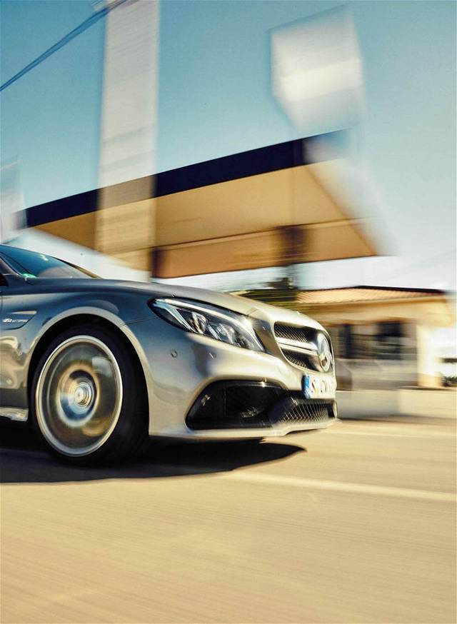  رقابت و مقایسه بی ام و M3 و مرسدس C63 AMG 