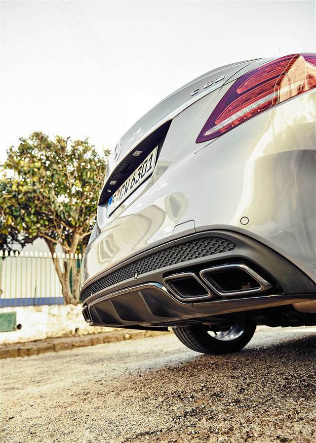  رقابت و مقایسه بی ام و M3 و مرسدس C63 AMG 