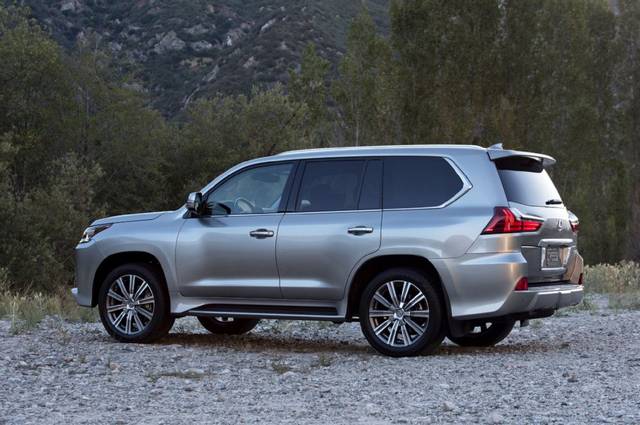  معرفی 5 ویژگی مهم لکسس LX570 
