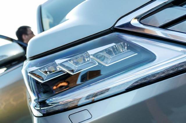  معرفی 5 ویژگی مهم لکسس LX570 