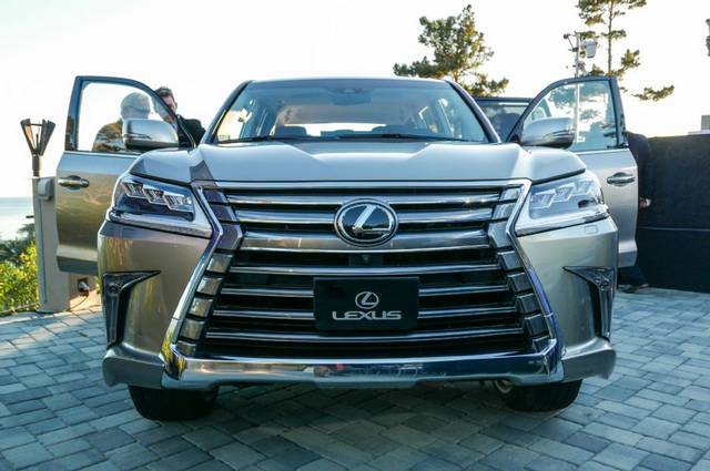  معرفی 5 ویژگی مهم لکسس LX570 