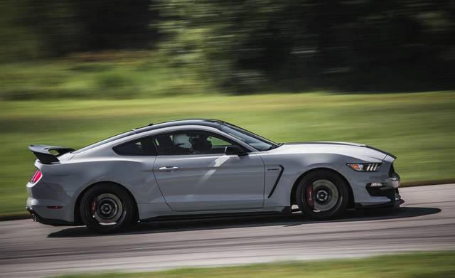  اولین تجربه رانندگی با شلبی موستانگ GT350R 