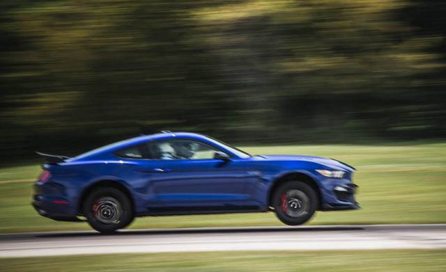  اولین تجربه رانندگی با شلبی موستانگ GT350R 