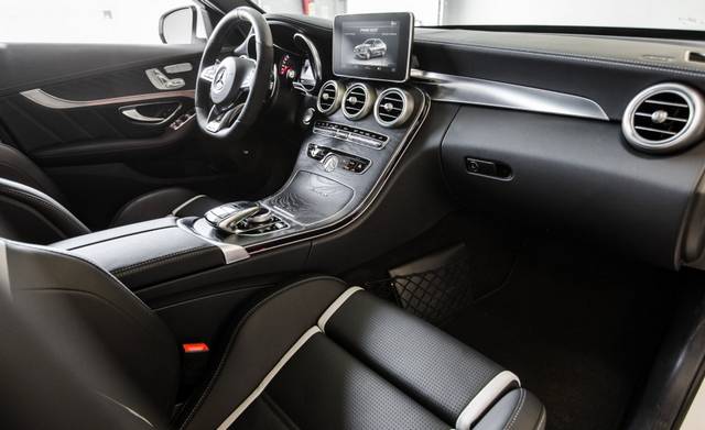  تست و بررسی مرسدس C63 S AMG سدان 