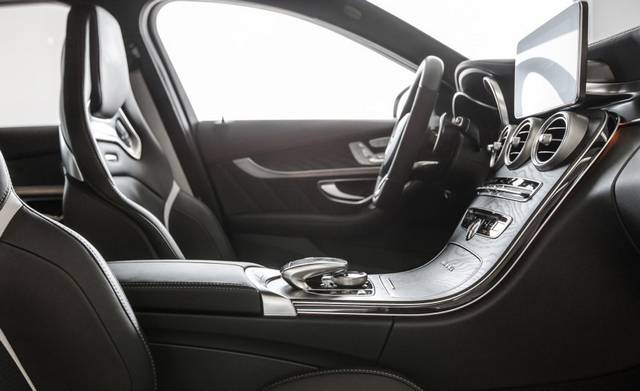  تست و بررسی مرسدس C63 S AMG سدان 