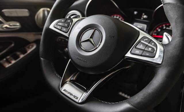  تست و بررسی مرسدس C63 S AMG سدان 