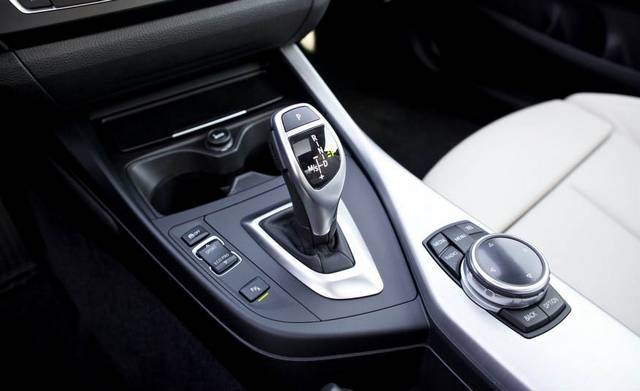  تست و بررسی بی ام و M235i xDrive مدل 2015 