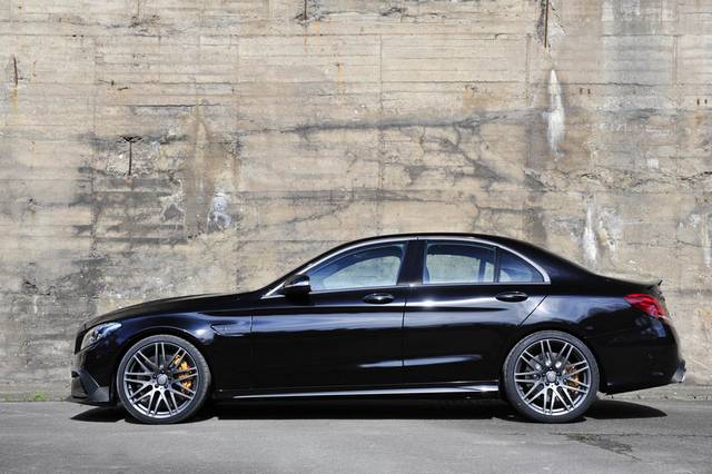  مرسدس AMG C63 S نسخه برابوس 