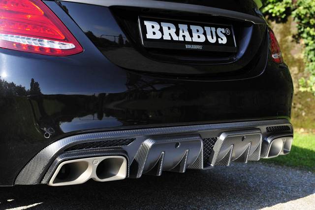  مرسدس AMG C63 S نسخه برابوس 