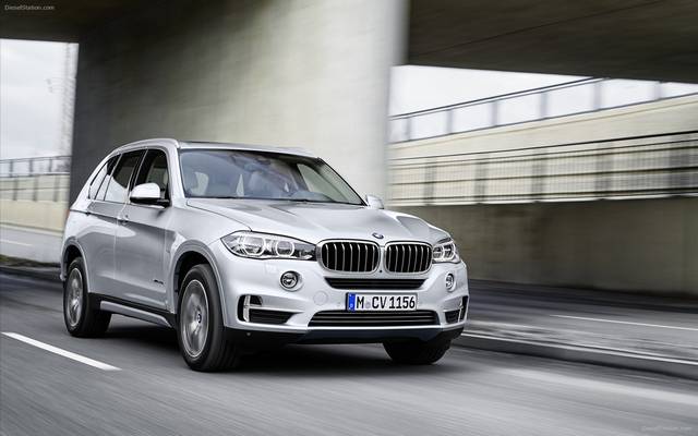  معرفی ب‌ام‌و X5 xDrive40e 