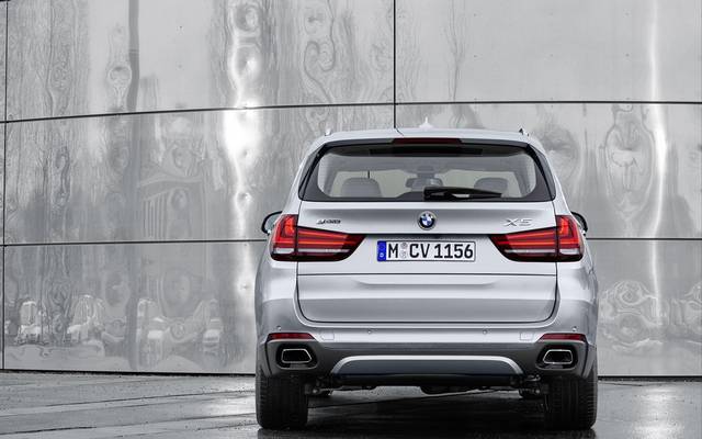  معرفی ب‌ام‌و X5 xDrive40e 