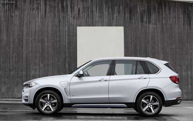  معرفی ب‌ام‌و X5 xDrive40e 
