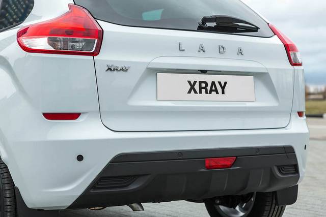  معرفی لادا XRAY 