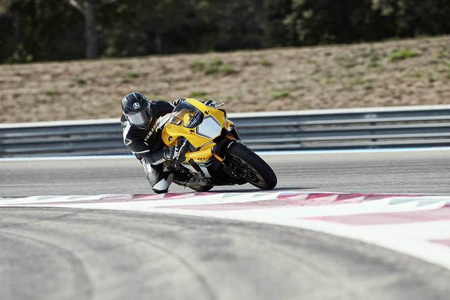  نسخه ویژه YZF-R1 برای 60 سالگی یاماها 